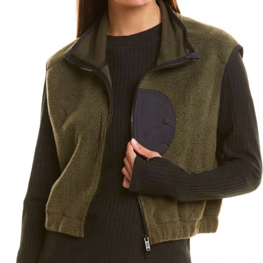 FP Movement Base Camp Vest Womens Medium Full Zip Olive Fleece Gorp Free People
